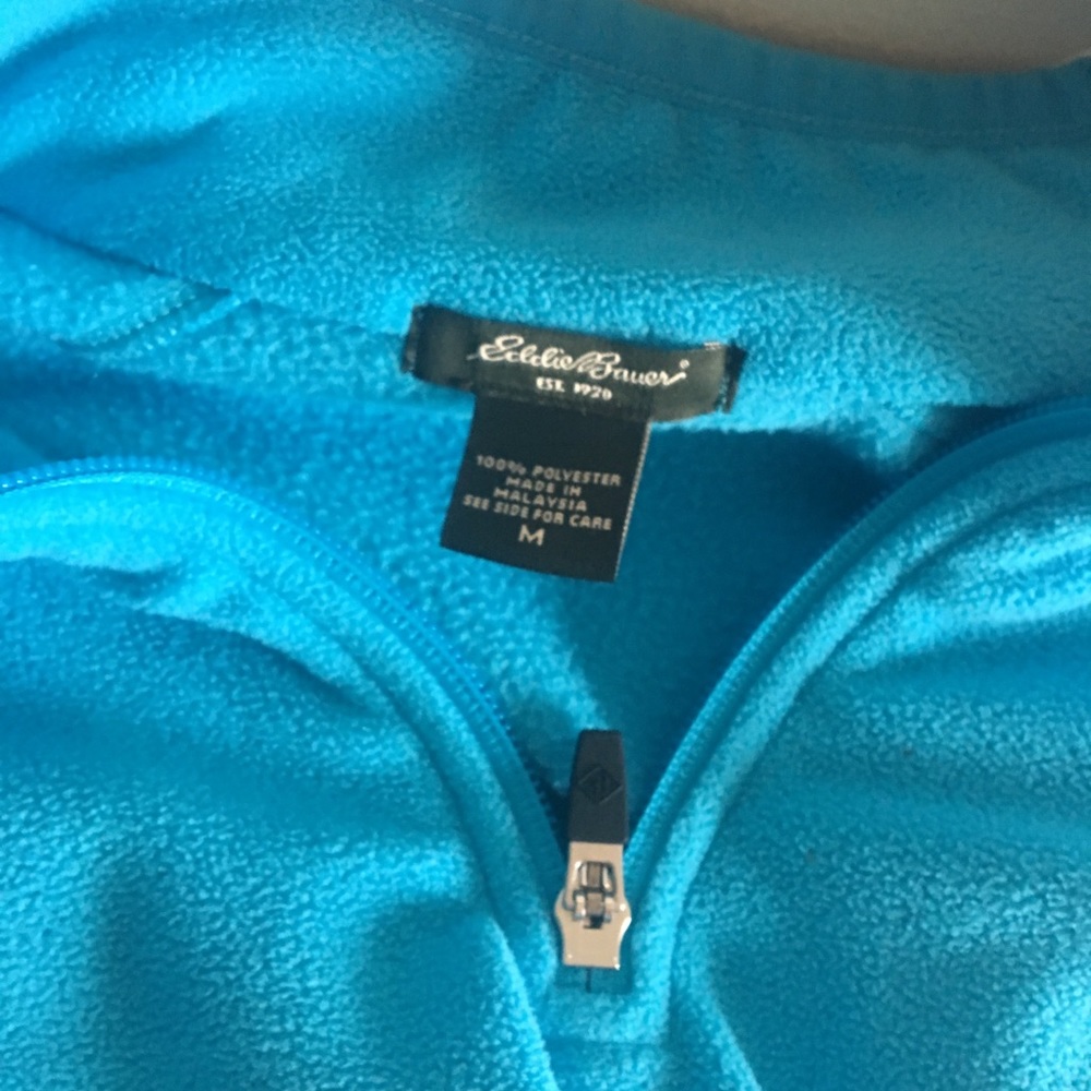 Blue Eddie Bauer sweater / pullover
